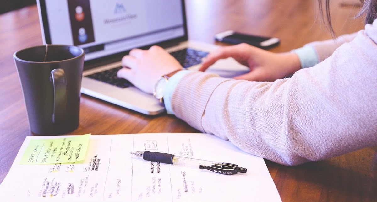 Rewarded Essays Writing Contest